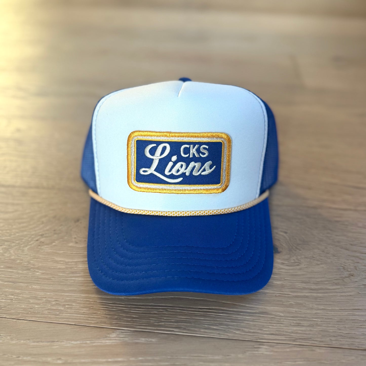 “LIONS” CKS trucker