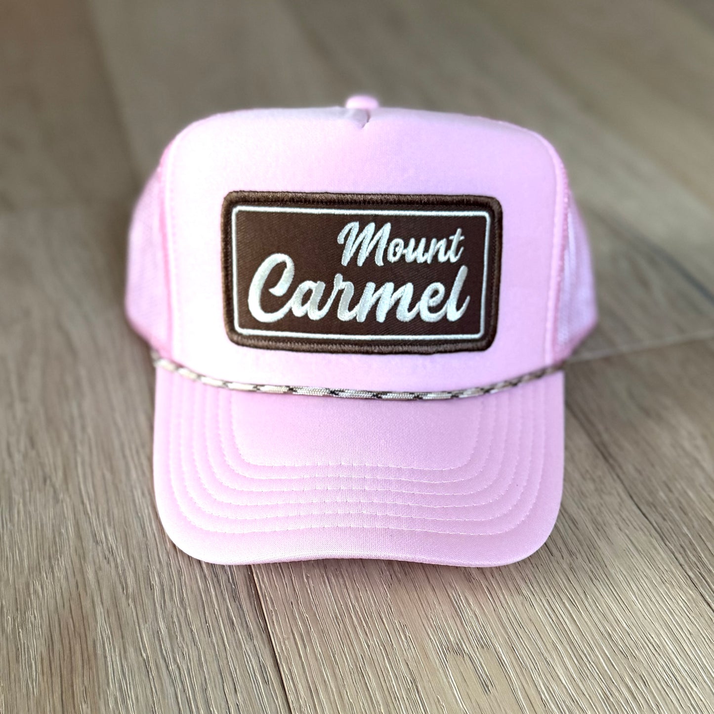 MOUNT CARMEL trucker