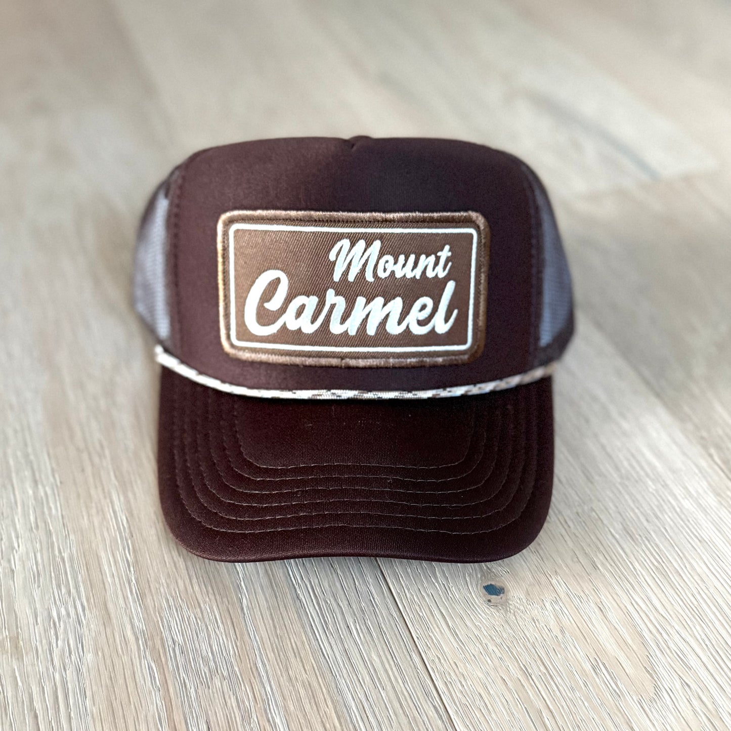 MOUNT CARMEL trucker
