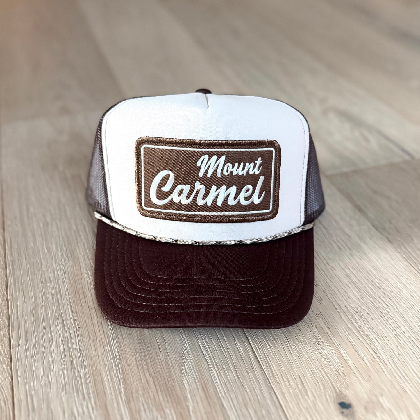 MOUNT CARMEL trucker