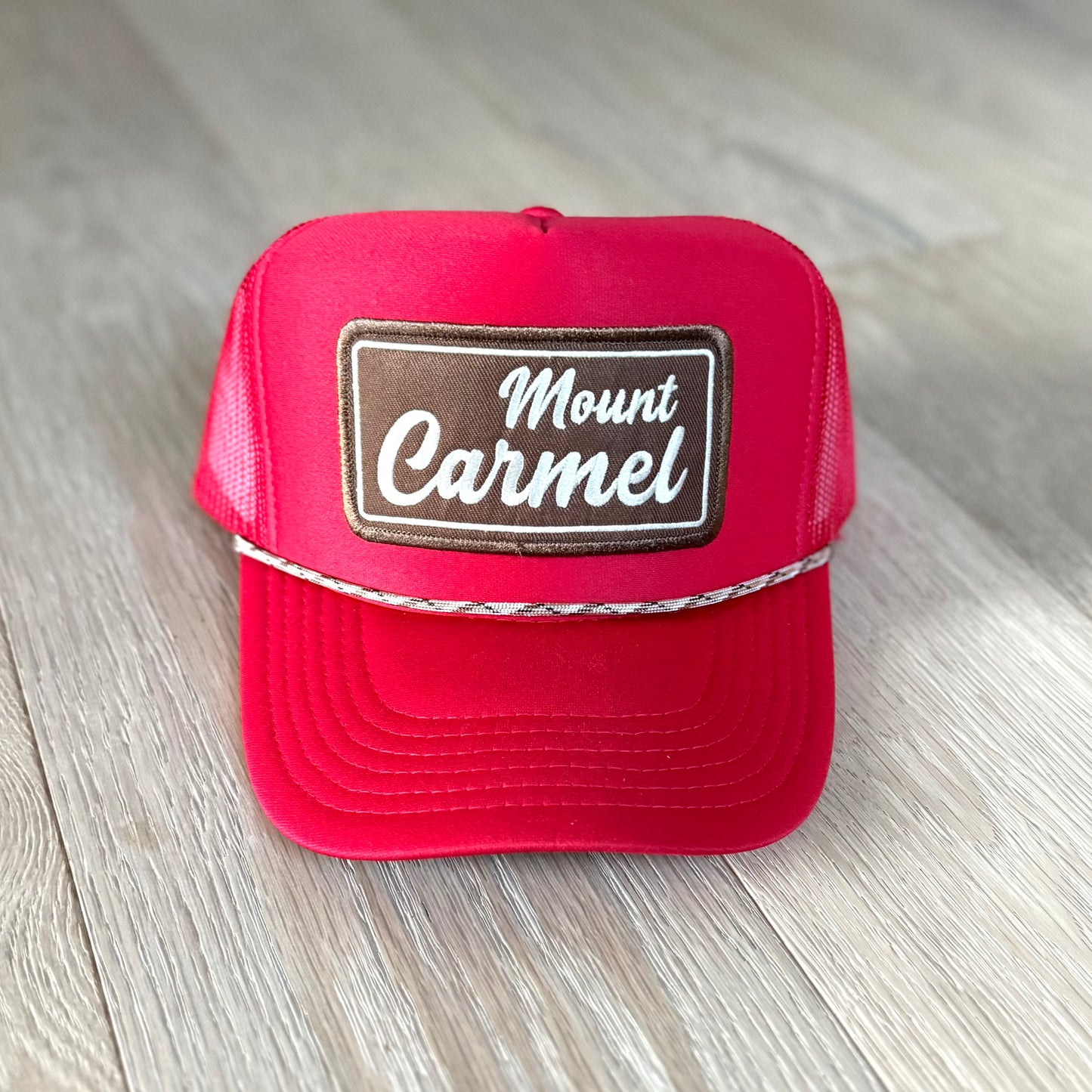 MOUNT CARMEL trucker